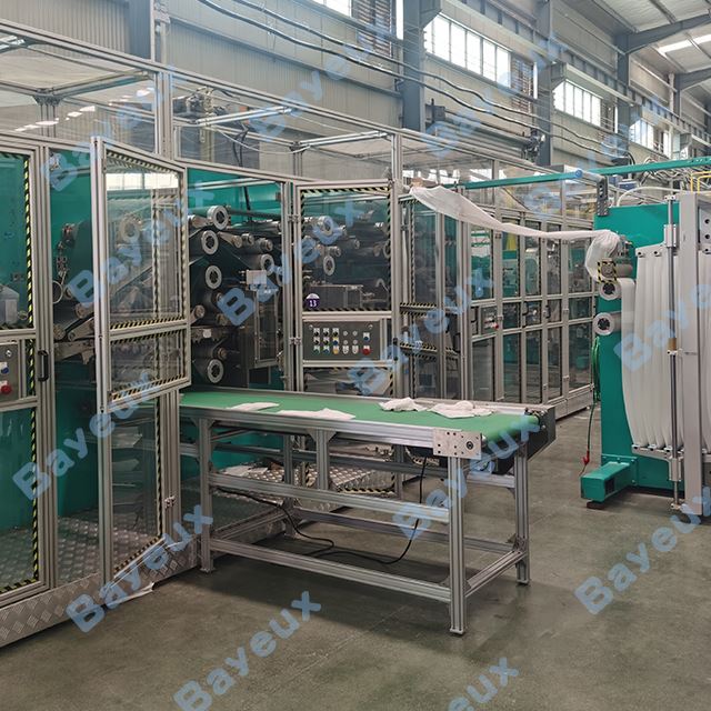 Línea de producción de pantalones de bebé con servo completo